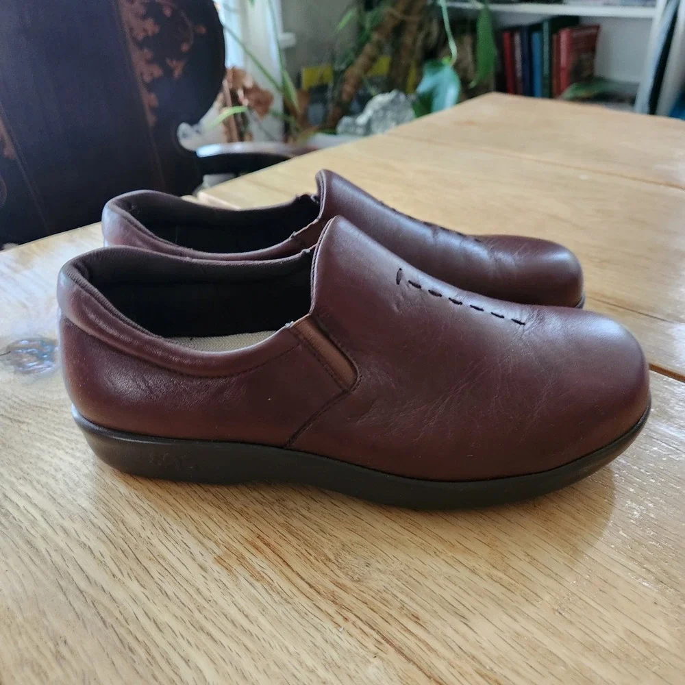 SAS these stylish